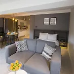 Aparthotel Cityloft 36 3*