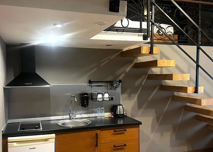 36号城市阁楼公寓 3*